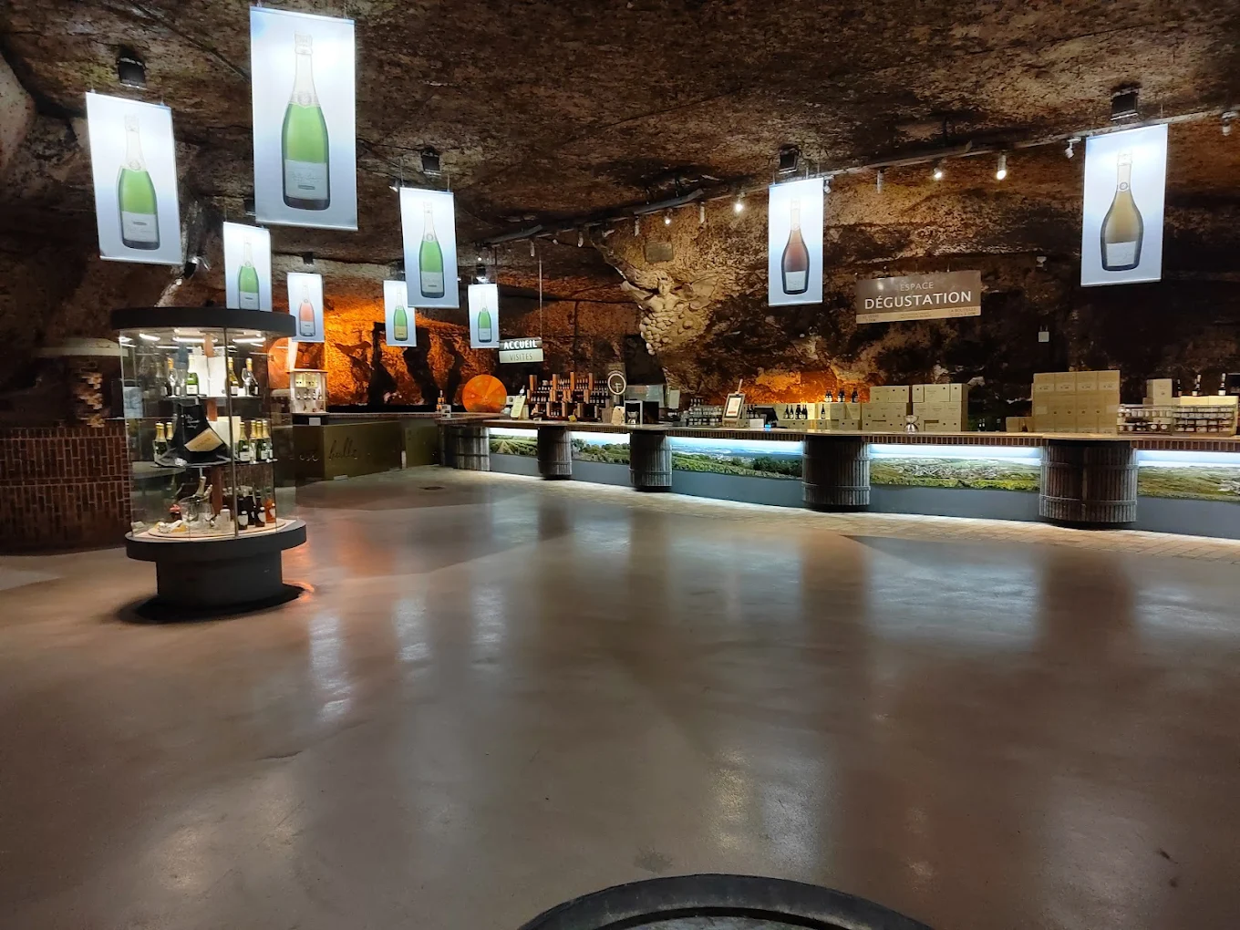 Caves Bailly Lapierre | Saint-Bris-le-Vineux, France