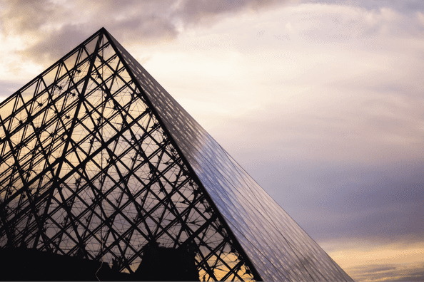 Les audioguides et visioguides dans les musées parisiens